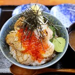 Kaisen-don Senmon Ten Kizu Uoichi Shokudo - 炙りほたてバター丼(税込2,500円)