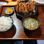 オリオン餃子 - 【2021.3.16(火)】オリオンW餃子定食968円