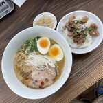 Ramen Kemuri - 