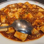 Sangenkaku - 麻婆豆腐は辛さに加え、中華独特の旨味が加わりとても美味しかったです。