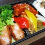 RF1 Newoman Shinjuku Ten - 海老カツ入り小箱弁当