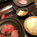 Yakiniku Ryukyu no Ushi Chatan Ten - 