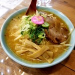 ラーメンさんぱち - 味噌ラーメン 550円(さんぱちday)