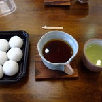 Honke Ikenoya Tos Ten - イートインでは和菓子とあう和珈琲とお茶。