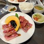 Yakiniku & Steak Kanbee - 