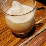 トモヱベーグル - ライドサンドセットのカフェオーレ　2021/02