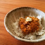 食堂あお - 料理写真:地物のウニ丼(季節限定)