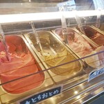 nico gelato - ジェラート　店内