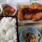 メロディー - お重摺り切り一杯の大盛ご飯‼️