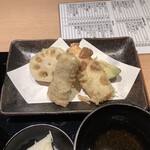 Tempura to Wine Kojima Kyobashi Ten - ちくわ、筍、なす、蓮根