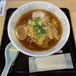 Menya 232 - 醤油ラーメン