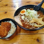 Ramen Yakiniku Emikichi - 【2021.4.22(木)】魚介系みそラーメンかつ丼セット(並盛・150g)970円