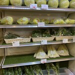 Asian Mart Nishitomi - 3月中旬訪問時並んでいたもの