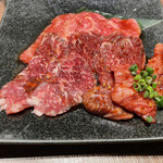 Yakiniku Korean KollaBo Yokohama Beikuota Ten - 焼肉定食のお肉1.5倍盛り