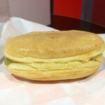 GiGO no Taiyaki Akihabara - ぶ厚い