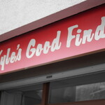 Kyle’s Good Finds - 味のある看板