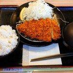 Matsunoya Hibarigaoka Ten - ロースカツ定食590円税込。