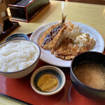 Tonkatsu Kitchen Murakami - 日替りランチ＠豚しょうが焼&イワシのフライ