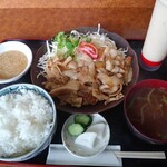 いちだ - 豚肉生姜焼定食750円税込 全景