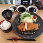 Ageton Ya - ロースとんかつ定食　120g ¥1250