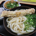 Jun Teuchi Udon Genki Ichiban - かけ中240円＋ちく天100円＋鶏南蛮100円＋おにぎり100円