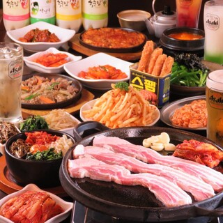 All-you-can-eat and drink is available for 2 hours for 3,630 yen. Also suitable for various banquets.