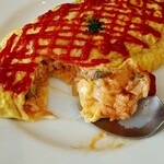 Cafe Brasserie Porte Bonheur - 中にチーズがとろり。