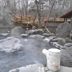 Metou Onsen - 男女別大浴場（山側）