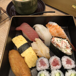 Nigiri no Tokube Tokai Ten - 