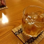 鳥定 - こちらではやはり珈琲焼酎をロックで