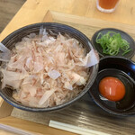 Chikkou Men Koubou - 築港定食\紅玉子かけごはん♪