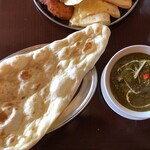 インドダイニングアリア - 【B：ランチ】　800円【サグチキンカレー】