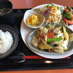 Dining cafe ca.to.cha - 