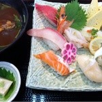 Uoteru Sushi Yao Ten - 寿司セット