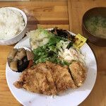 Narutoya Yokaichi - とんかつ定食　500円