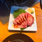 Sumibi Yakiniku Hi no Kuni Hamamatsu Nakada Honten - タン刺し