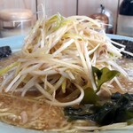 ラーメンショップ椿 - そびえ立つネギ山脈‥(笑)