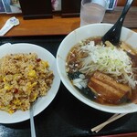 中華料理 龍源 - 醤油ラーメンと台湾チャーハンのセット