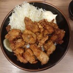 伝説のすた丼屋 - すたみな唐揚げ丼(超鬼盛り)