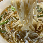 中華 いちばんぼし - 丸くて太め輪ゴム麺…