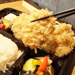 Kinu no Tonkatsu Mauka Shokudo - 絹のヒレかつ弁当