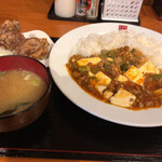 Kitchen Otoko no Bangohan Higashi Koganei Ten - マーボー飯＋サービス唐揚２個