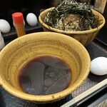 なぜ蕎麦にラー油を入れるのか。 - 