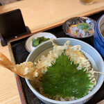 Kadosen Honten Kishimen Chaya - ミニ天丼♪  海老1、茄子、大葉。