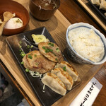 Nikujiru Gyoza no Dandadan Keio Nagayama Ten - 