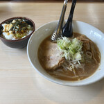 ラーメン専門店 くろべぇ - 