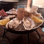 Oyster bar & Oyster Bistro Nishiogikubo Wharf - 