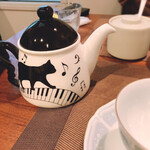 Yorimichi Cafe Nyan & Peace - 