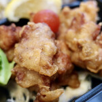 Karaage to Tezukuri Katei Ryori Aoba Ooimachi Sakaba - 若鶏唐揚弁当（16周年記念価格500円）