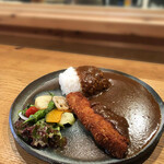 cafe 陽香 - カツカレー 税込1100円(2021.6月下旬)